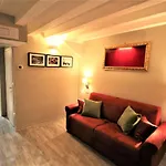 San Marco Fenice 3bdr 2bth Apartman *