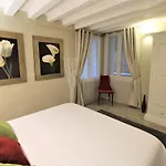 San Marco Fenice 3bdr 2bth 아파트