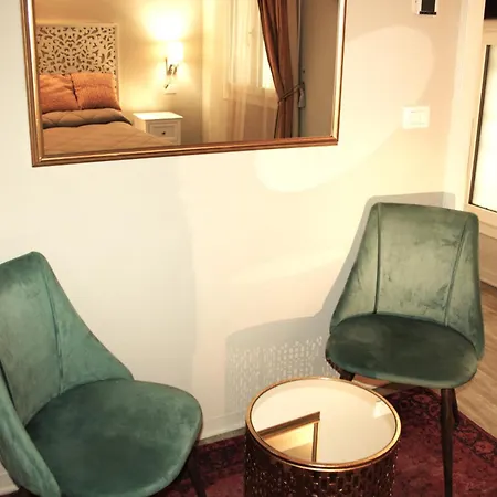 Apartment San Marco Fenice 3bdr 2bth