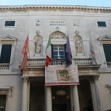 San Marco Fenice 3bdr 2bth * Венеция