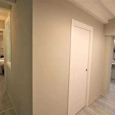San Marco Fenice 3bdr 2bth Апартаменты Венеция